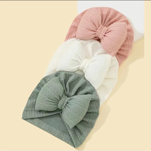 3-Pack Baby Bow Decorative Hats - Picture 7 of 7